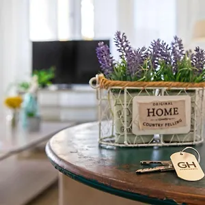 Genteel Litoral Apartment