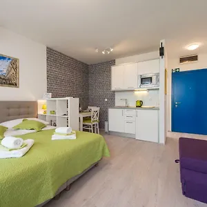 https://ink-apartment.splithotels.org